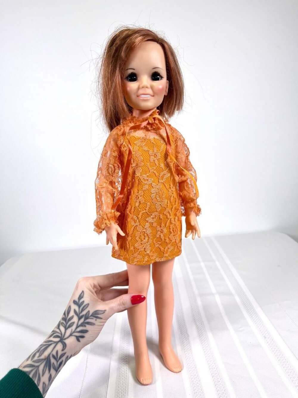 Vintage 1969 Ideal Toy Mod Crissy Doll Growing Hair Big Sleep Eyes Mid Century